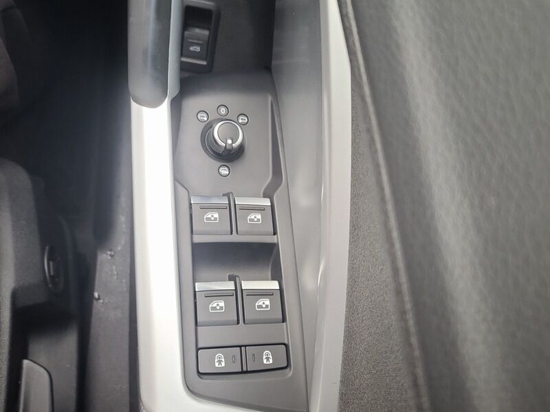 More views of Audi Q3