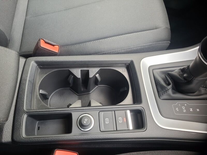 More views of Audi Q3