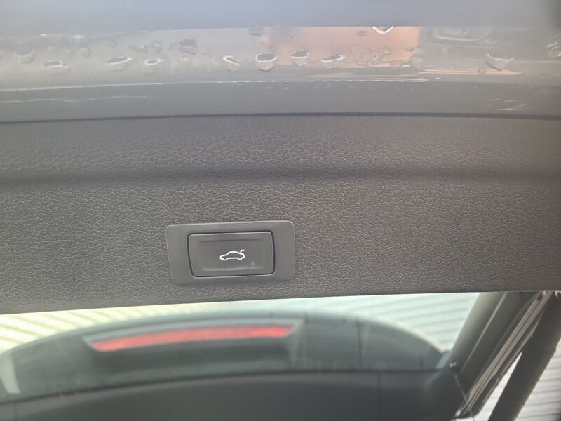 More views of Audi Q3