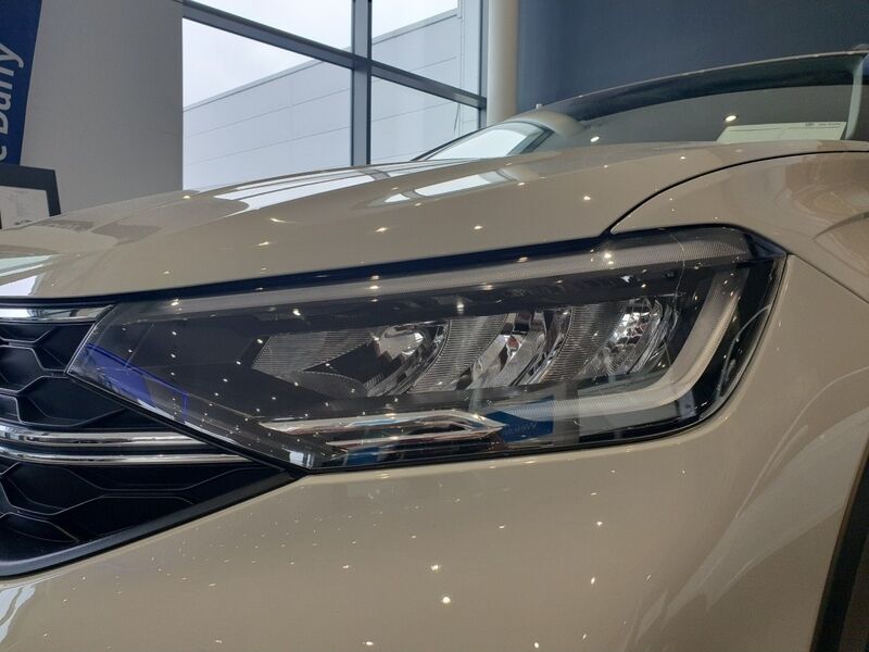 More views of Volkswagen Taigo