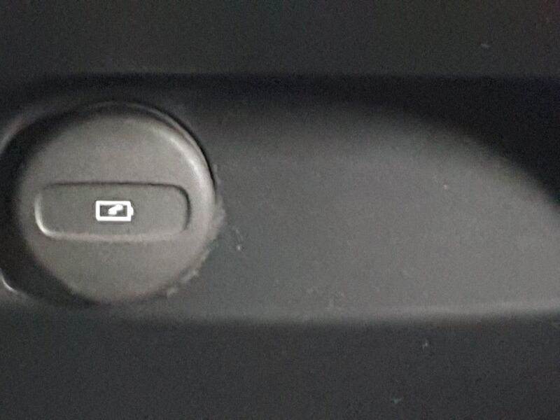 More views of Volvo XC40