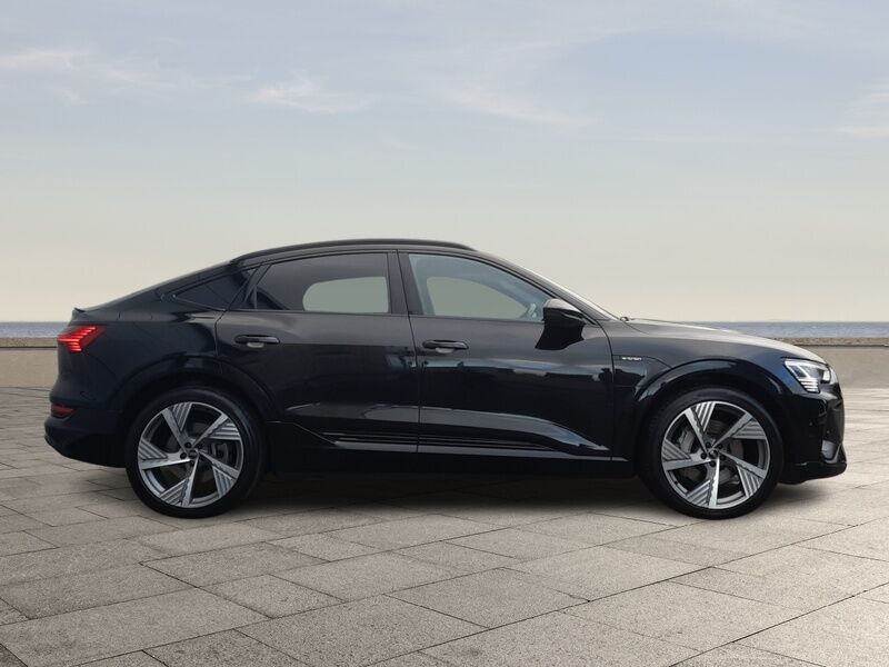 More views of Audi e-tron