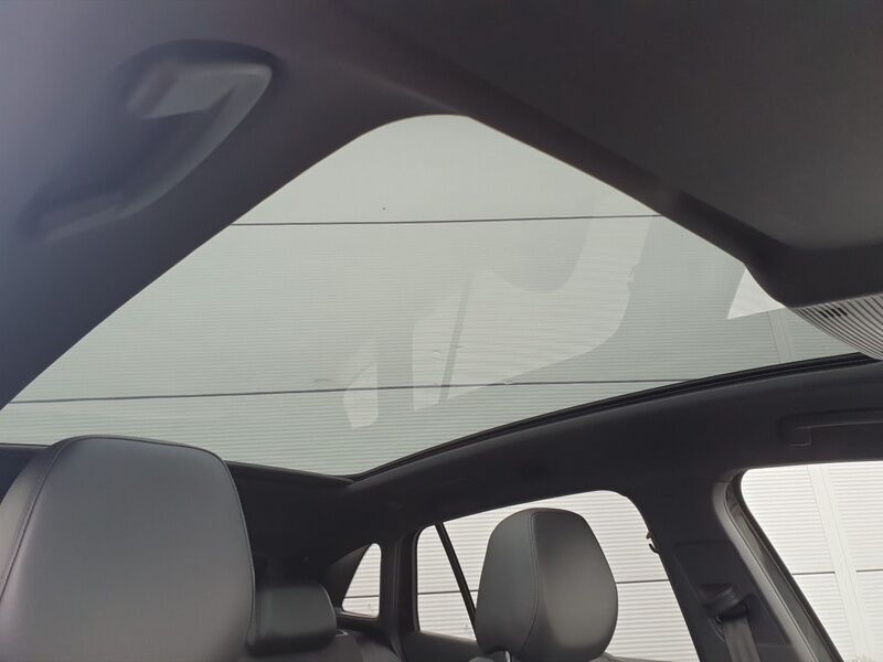 More views of Volkswagen ID.4