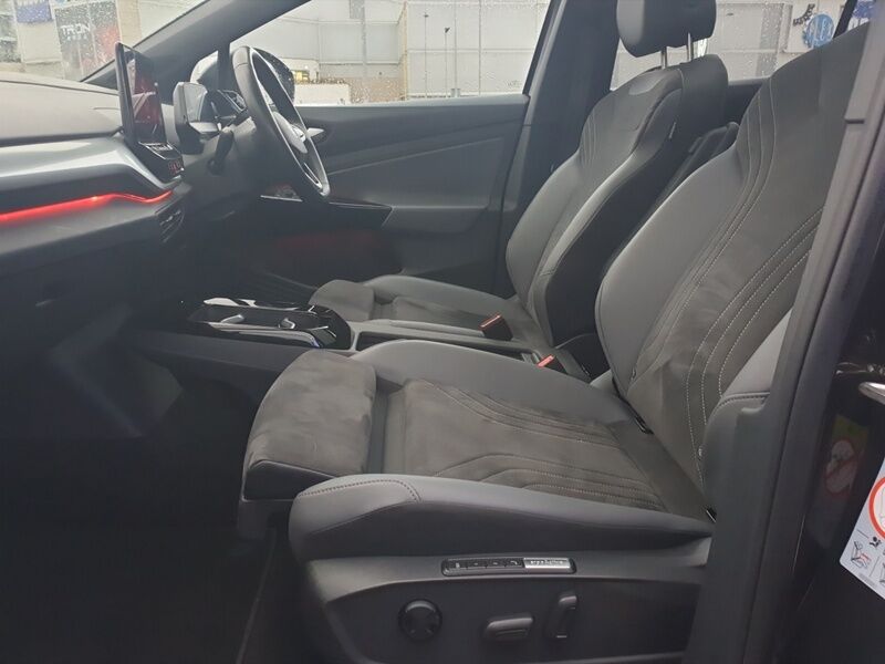 More views of Volkswagen ID.4