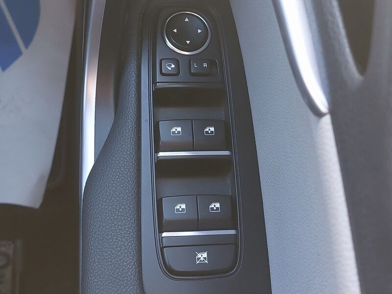 More views of Kia XCeed