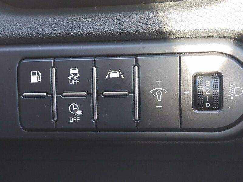 More views of Kia XCeed