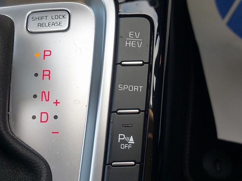 More views of Kia XCeed