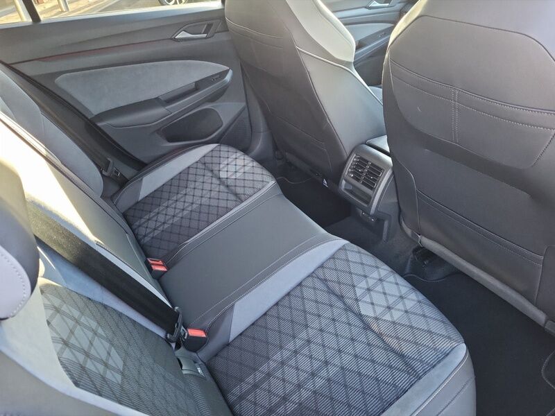 More views of Volkswagen Golf