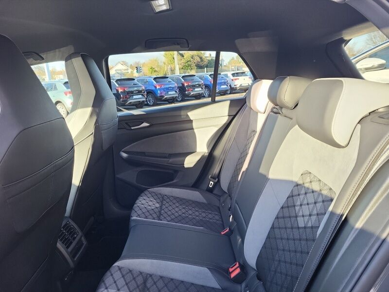 More views of Volkswagen Golf