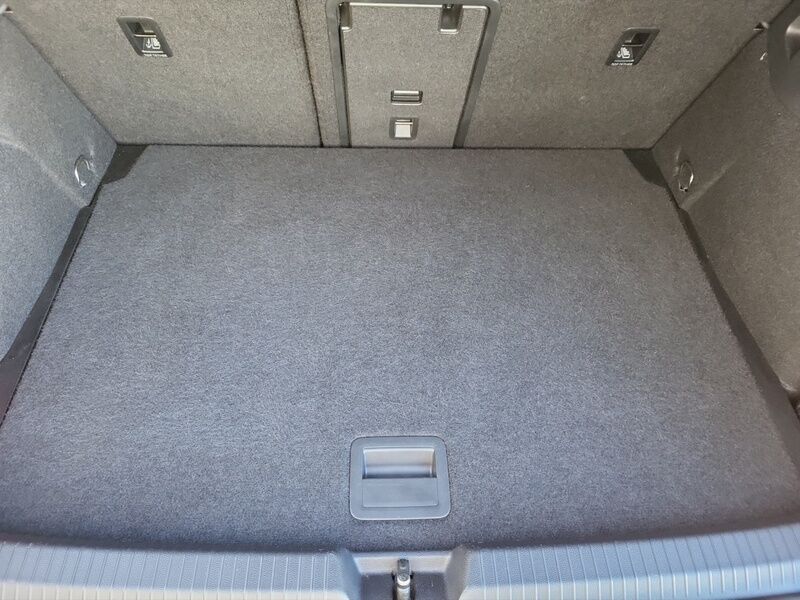 More views of Volkswagen Golf