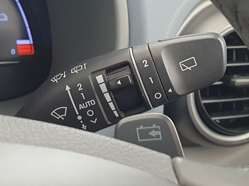 More views of Hyundai KONA