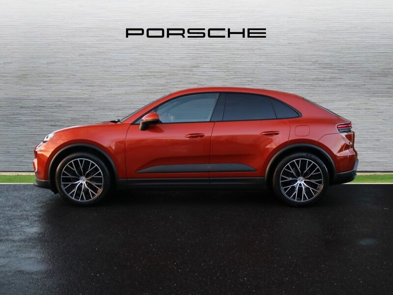 More views of Porsche Macan