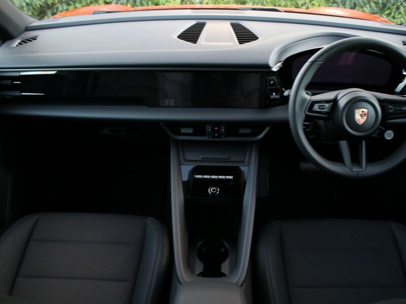 More views of Porsche Macan