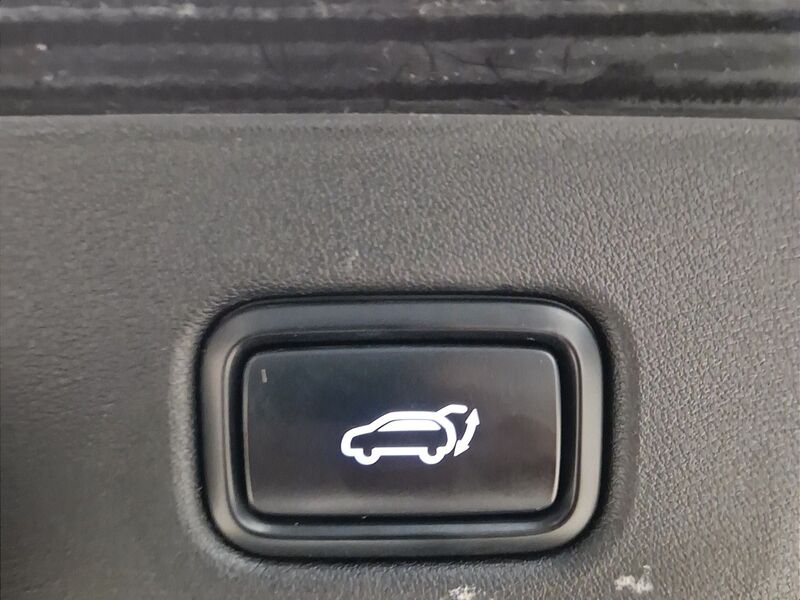 More views of Kia EV6