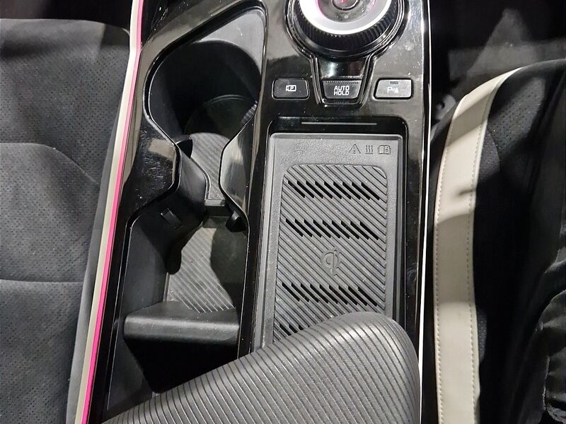 More views of Kia EV6