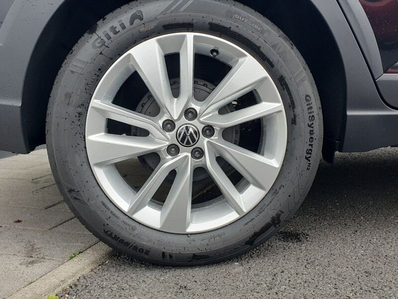 More views of Volkswagen Taigo