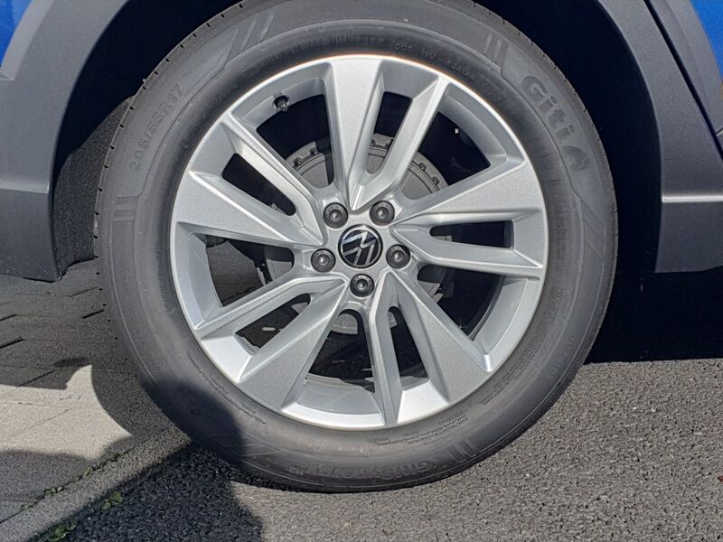 More views of Volkswagen Taigo