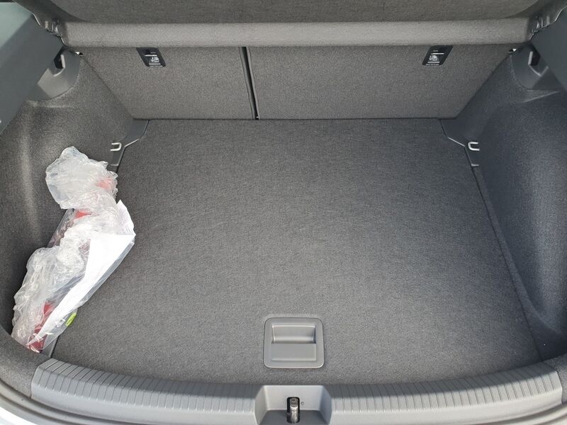 More views of Volkswagen Taigo