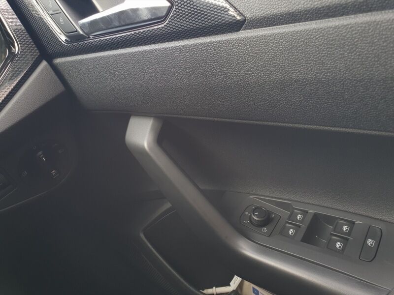 More views of Volkswagen Taigo