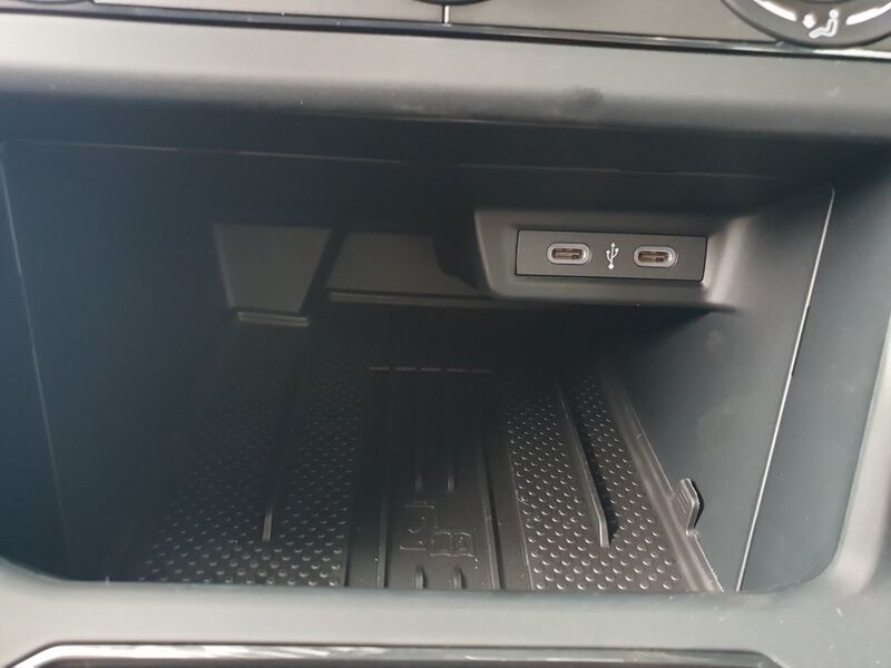 More views of Volkswagen Polo
