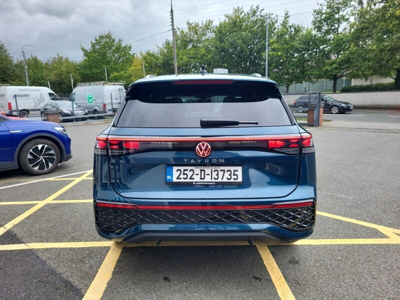 More views of Volkswagen Tayron