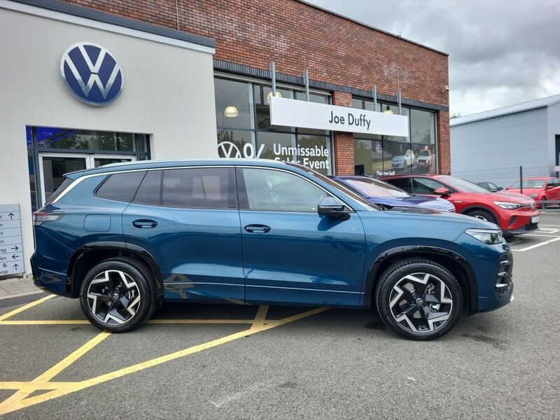 More views of Volkswagen Tayron