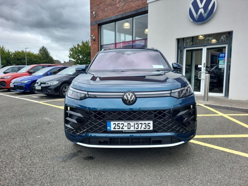 More views of Volkswagen Tayron