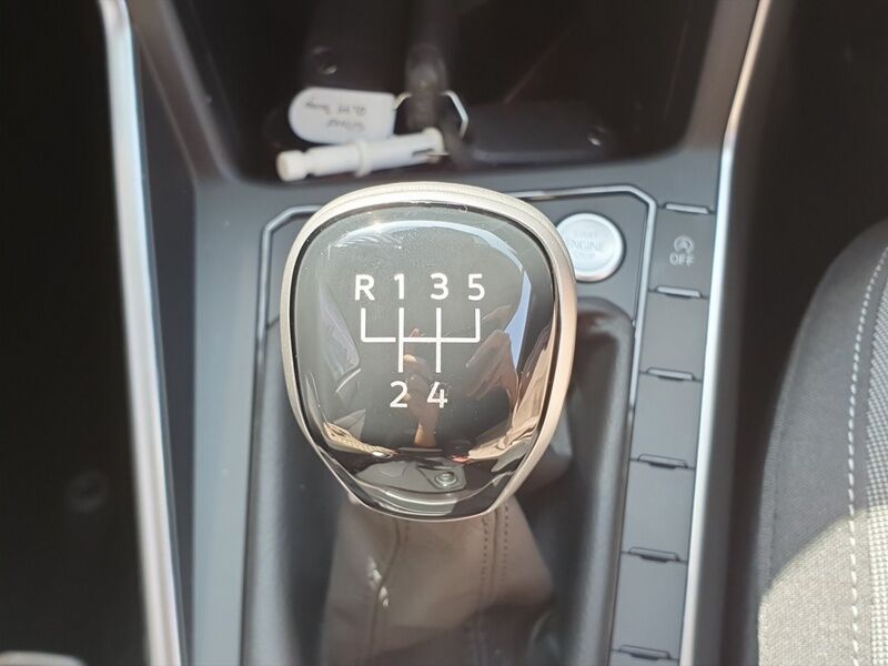 More views of Volkswagen Taigo