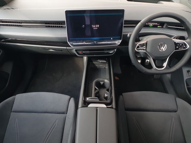 More views of Volkswagen ID.7