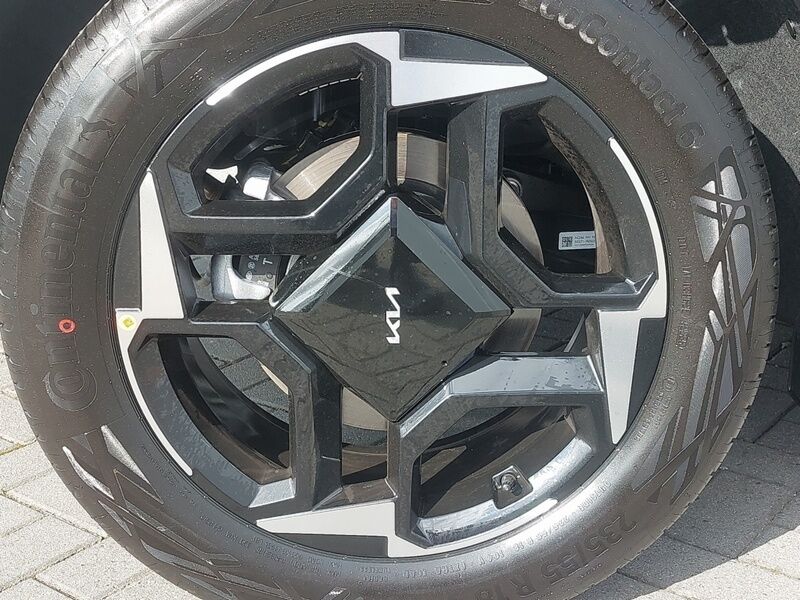 More views of Kia Sportage