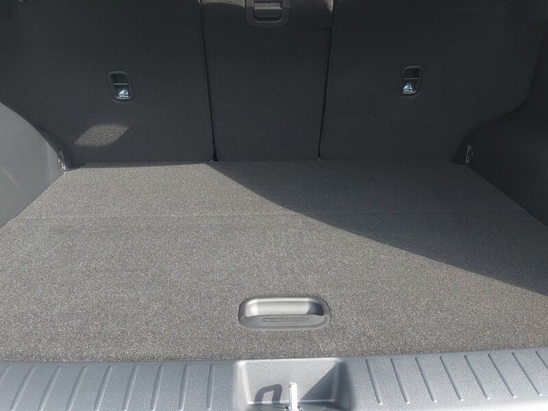 More views of Kia Sportage