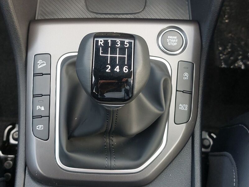 More views of Kia Sportage