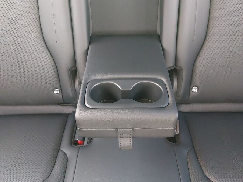 More views of Kia Sportage