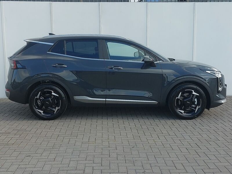 More views of Kia Sportage