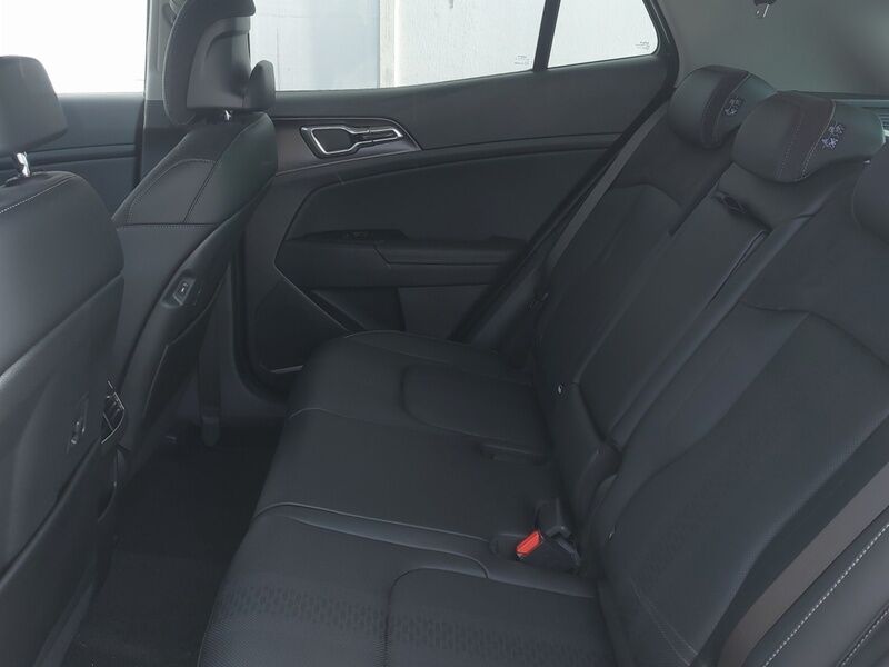 More views of Kia Sportage