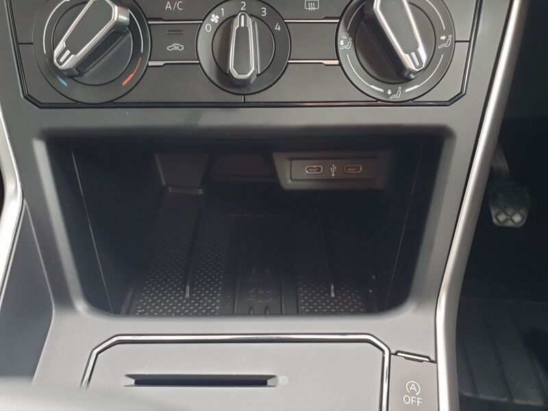 More views of Volkswagen Polo