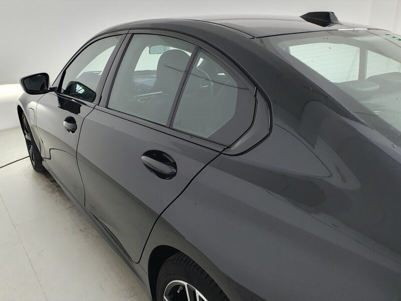 More views of BMW 3-Series