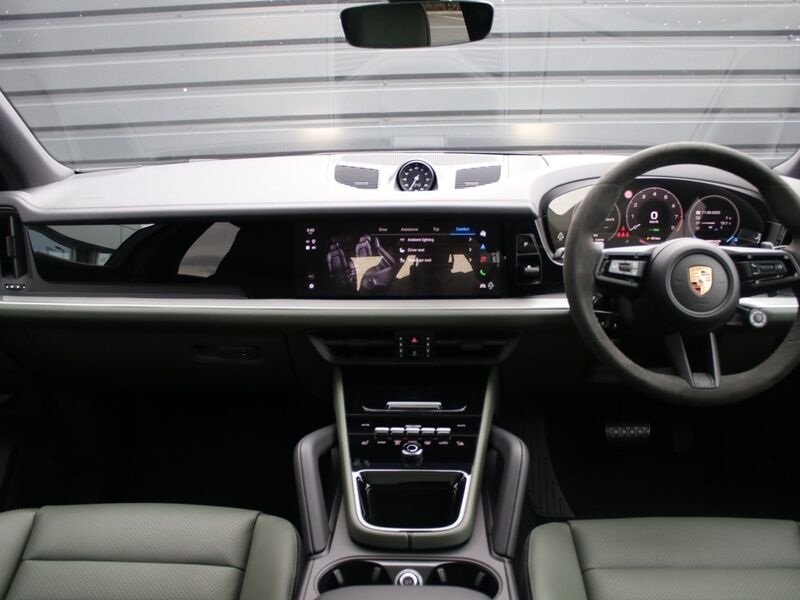 More views of Porsche Cayenne