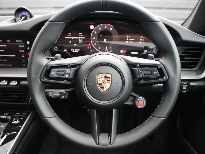 More views of Porsche 911