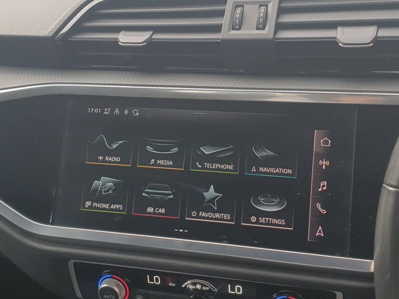 More views of Audi Q3