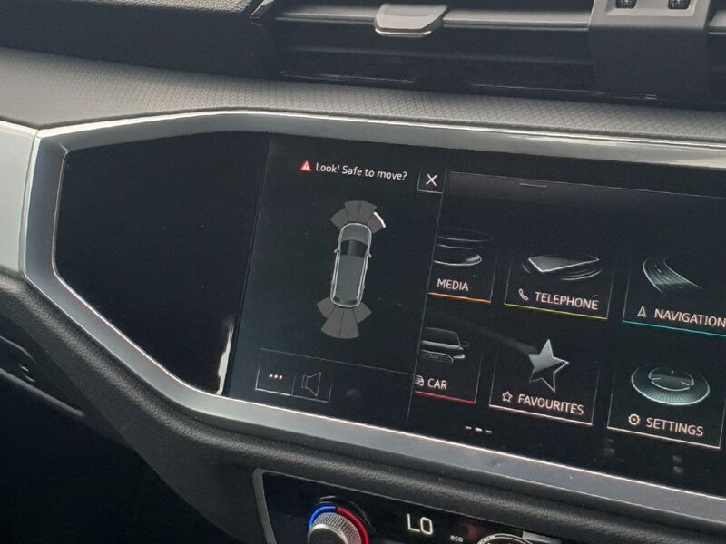 More views of Audi Q3