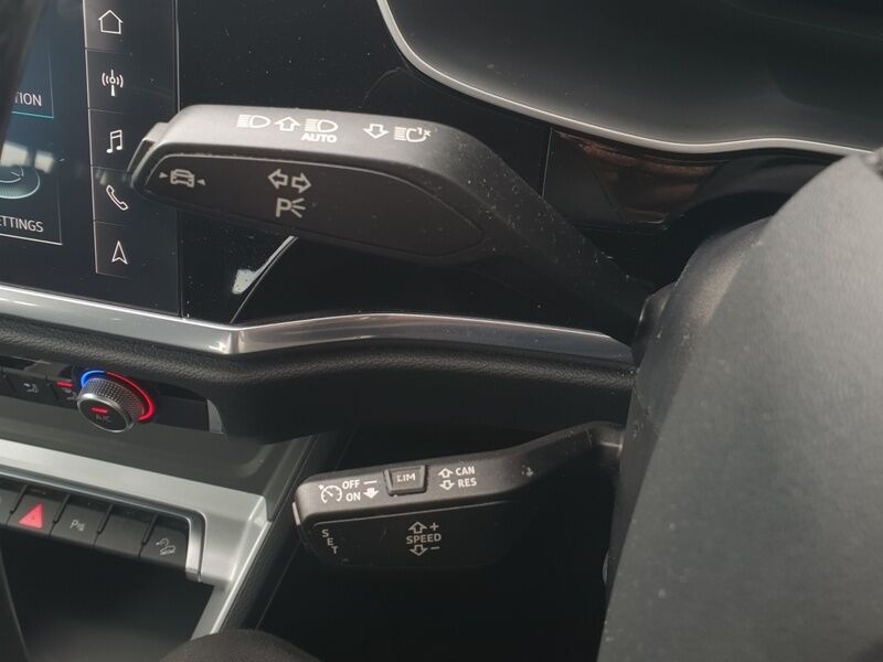 More views of Audi Q3