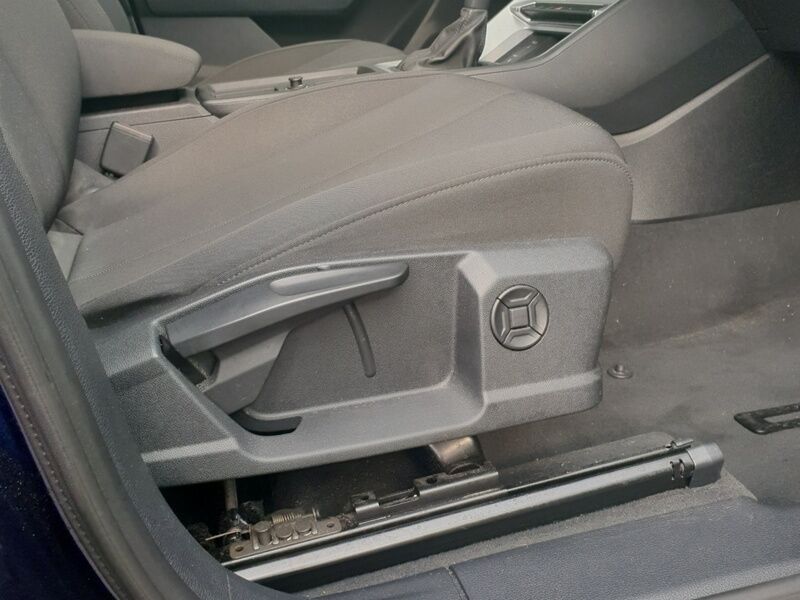 More views of Audi Q3