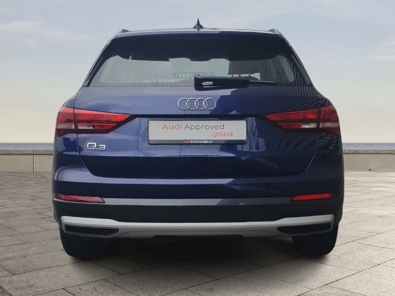 More views of Audi Q3