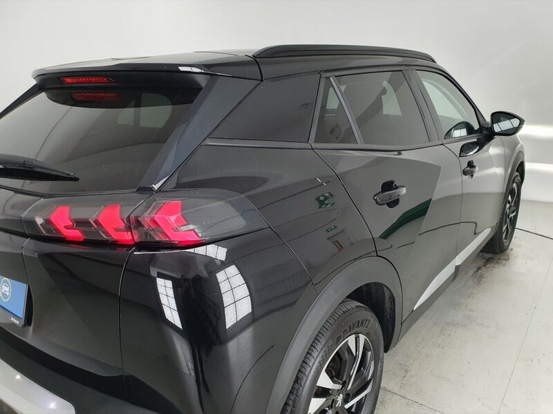 More views of Peugeot 2008