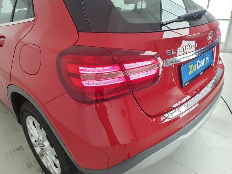 More views of Mercedes-Benz GLA