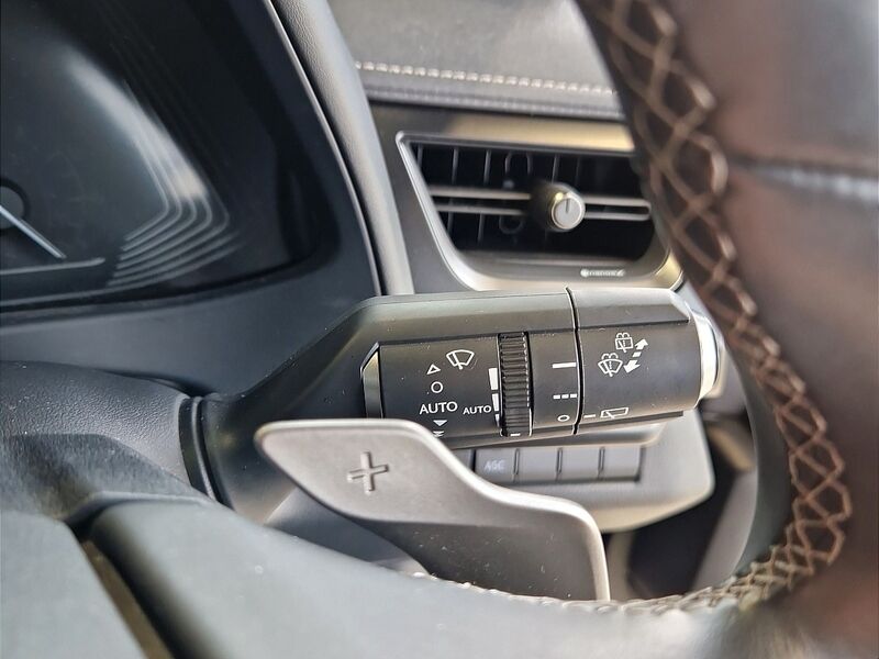 More views of Lexus UX