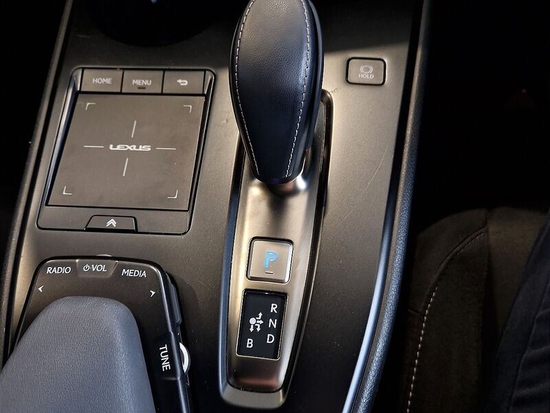 More views of Lexus UX