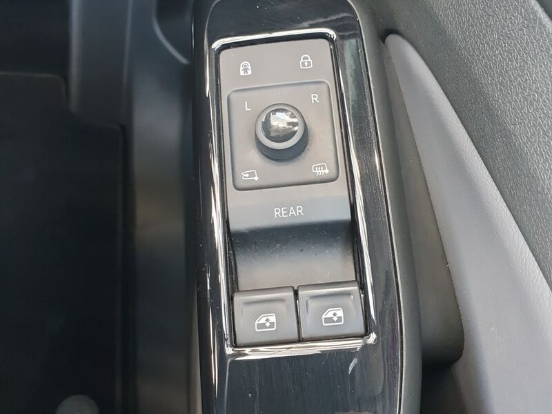 More views of Volkswagen ID.4