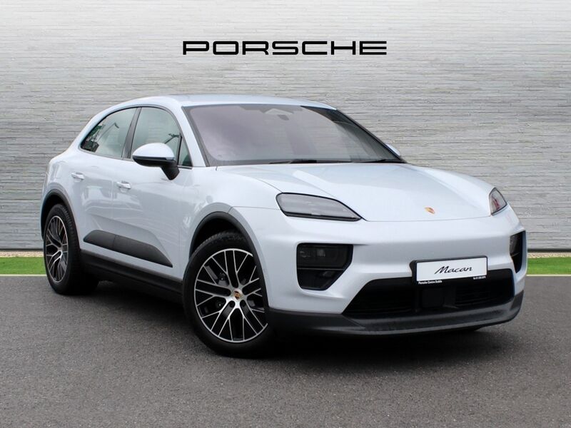 More views of Porsche Macan